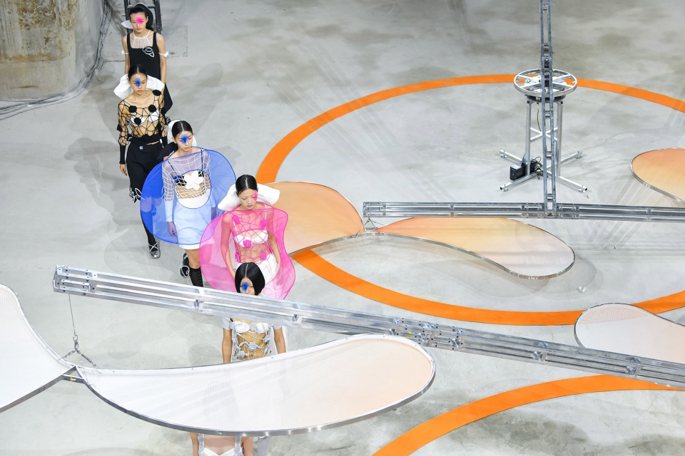 fengyi tan 23ss show by atelier tuo