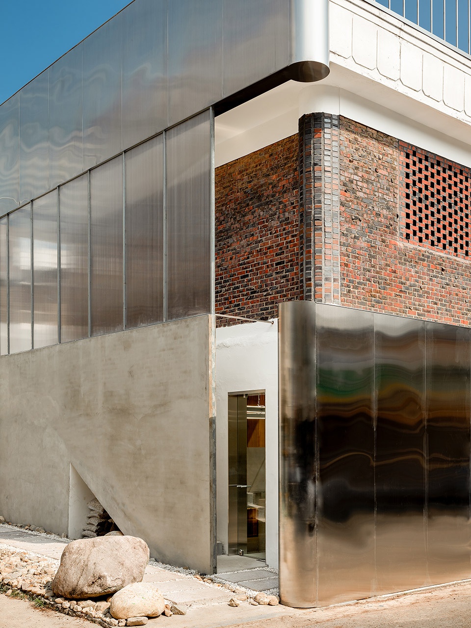 8323 layers of space by sukchulmok studio