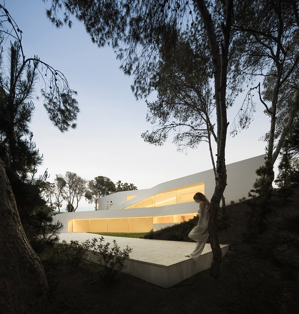 CASA SABATER by FRAN SILVESTRE ARQUITECTOS