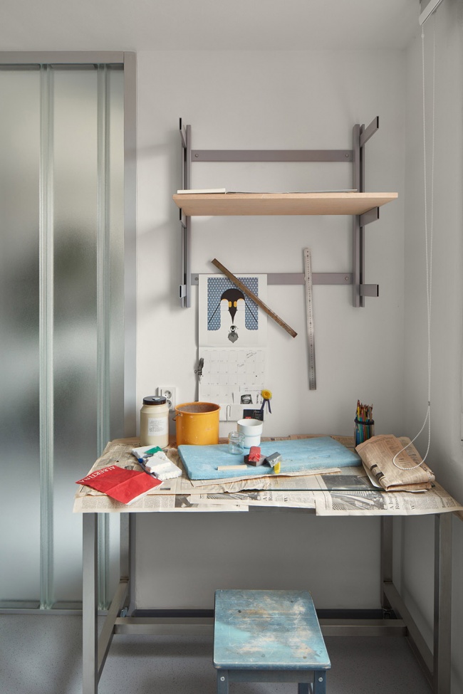 sculptors apartment by neuhausl hunal