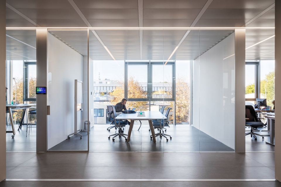 building s r d tetra pak modena campus by zpz partners