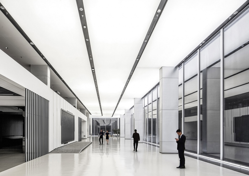 Promotion Center of High Tech Park China by Yunchao Xu Atelier Apeiron SZAD