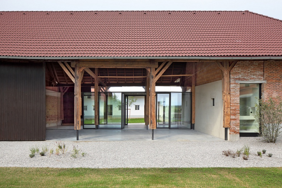 hof b by moser and hager architects zt gmbh
