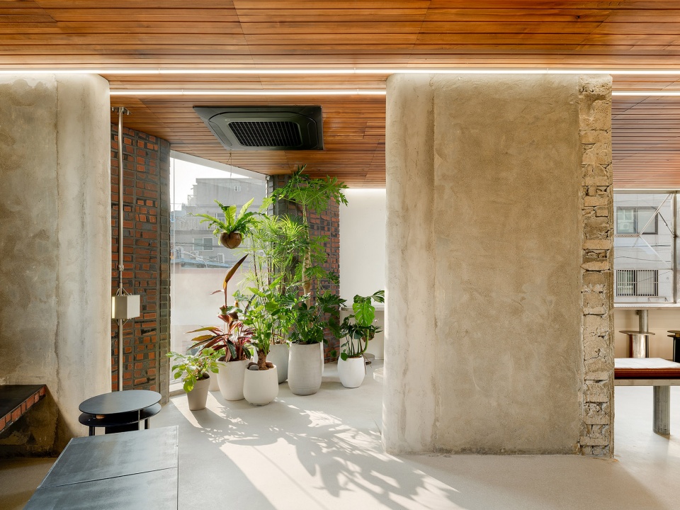 8323 layers of space by sukchulmok studio
