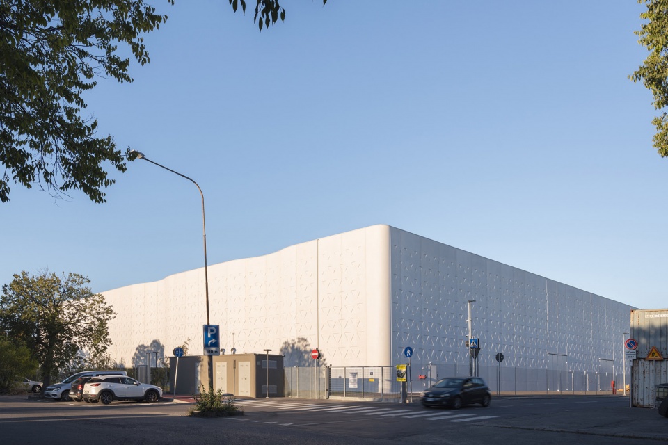 building s r d tetra pak modena campus by zpz partners