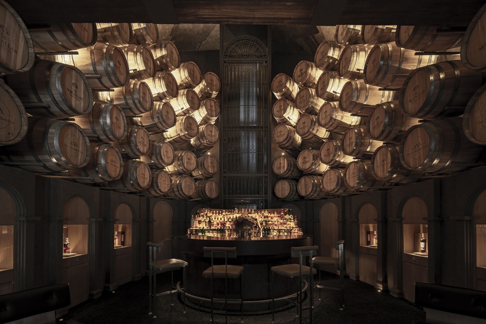 The X Macallan Bar 浆果设计研究所