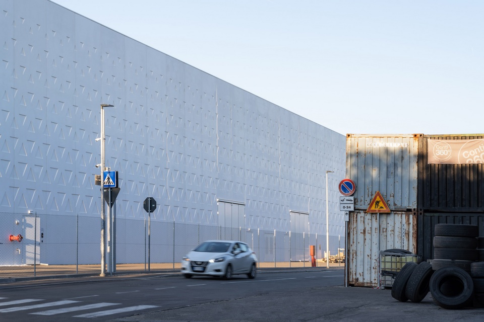 building s r d tetra pak modena campus by zpz partners