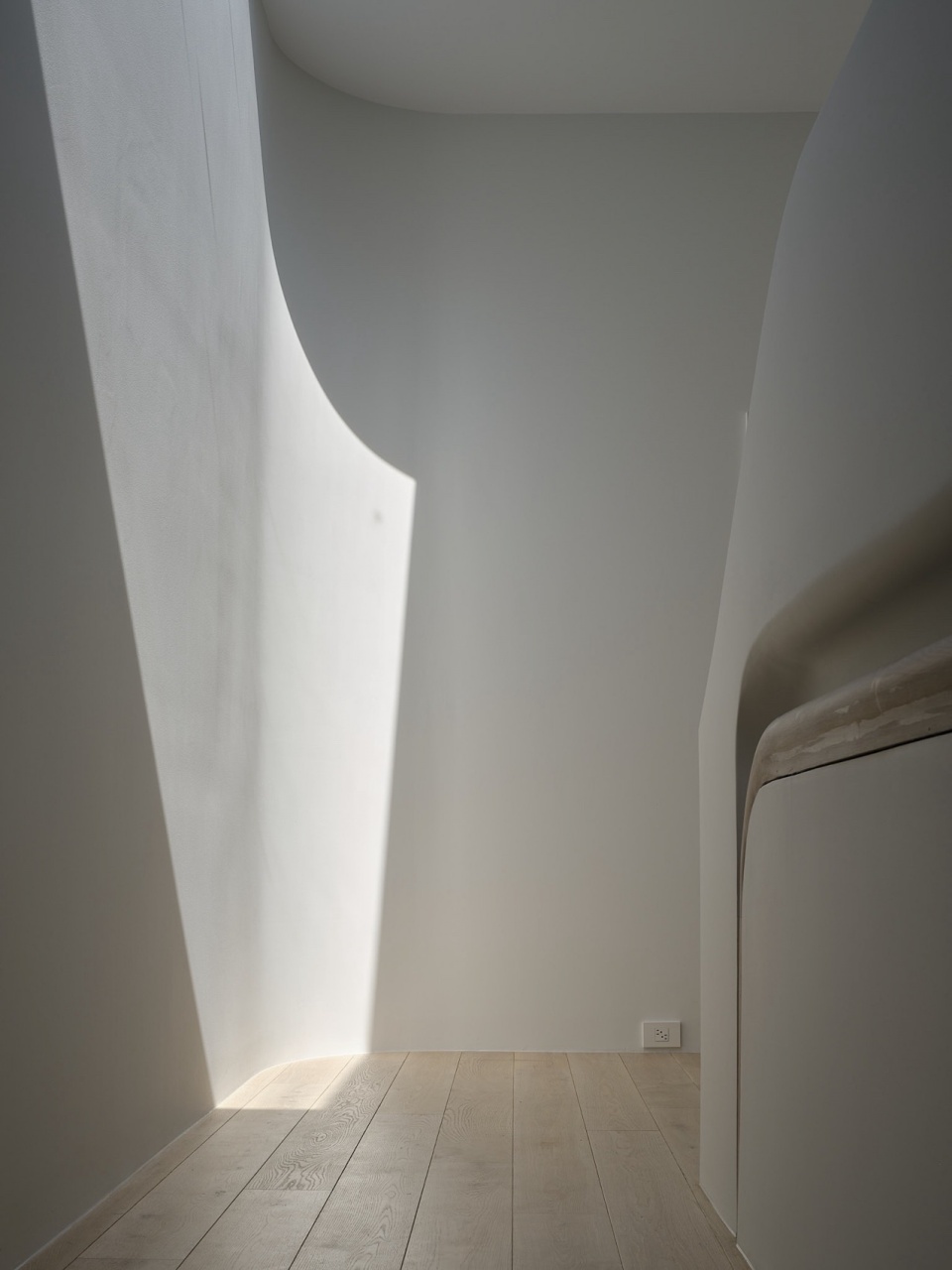 canvas house by partisans