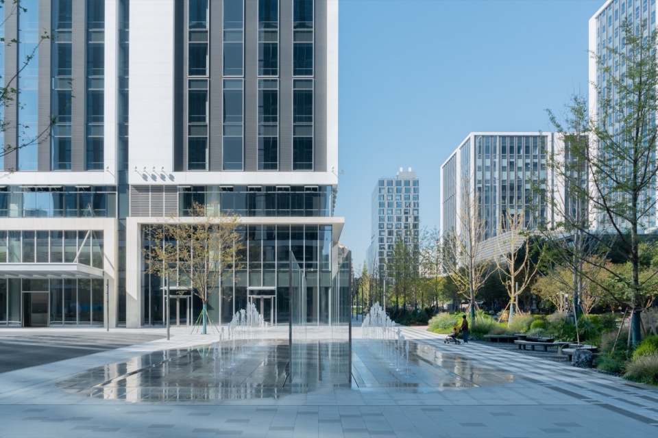 huanglong vanke center landscape design by percent landscape design studio