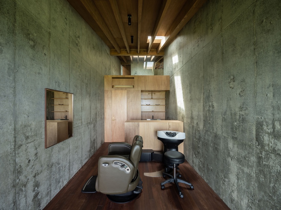 House in toguchi Sakai Architects