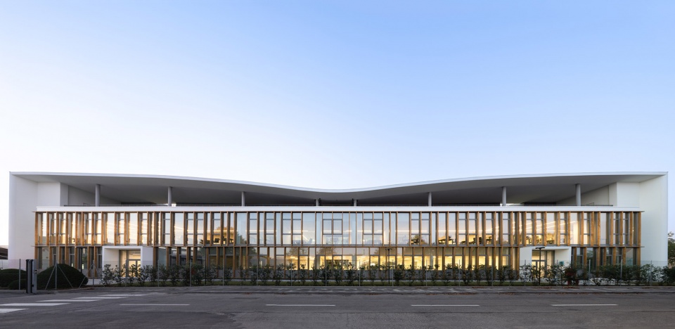building s r d tetra pak modena campus by zpz partners