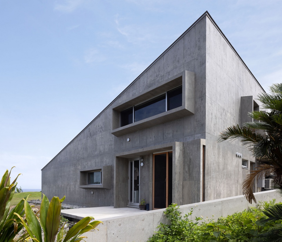 House in toguchi Sakai Architects