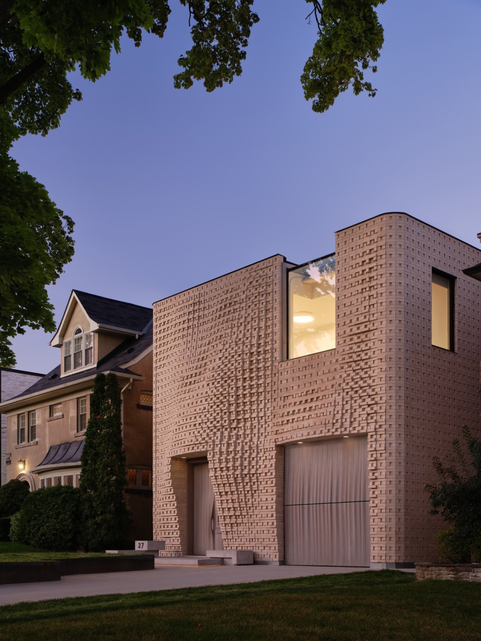 canvas house by partisans