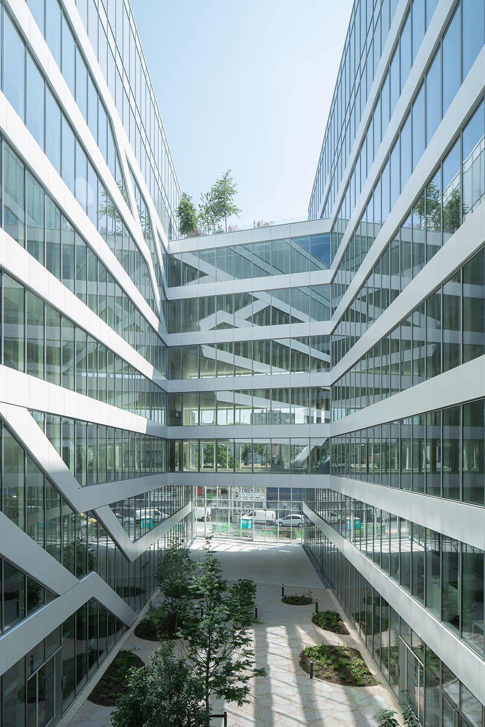 wonder building by coldefy