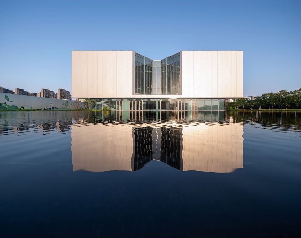 Low Carbon Technology Innovation Promotion Center of the Sino Swiss Low Carbon Eco City by MINAX Architects