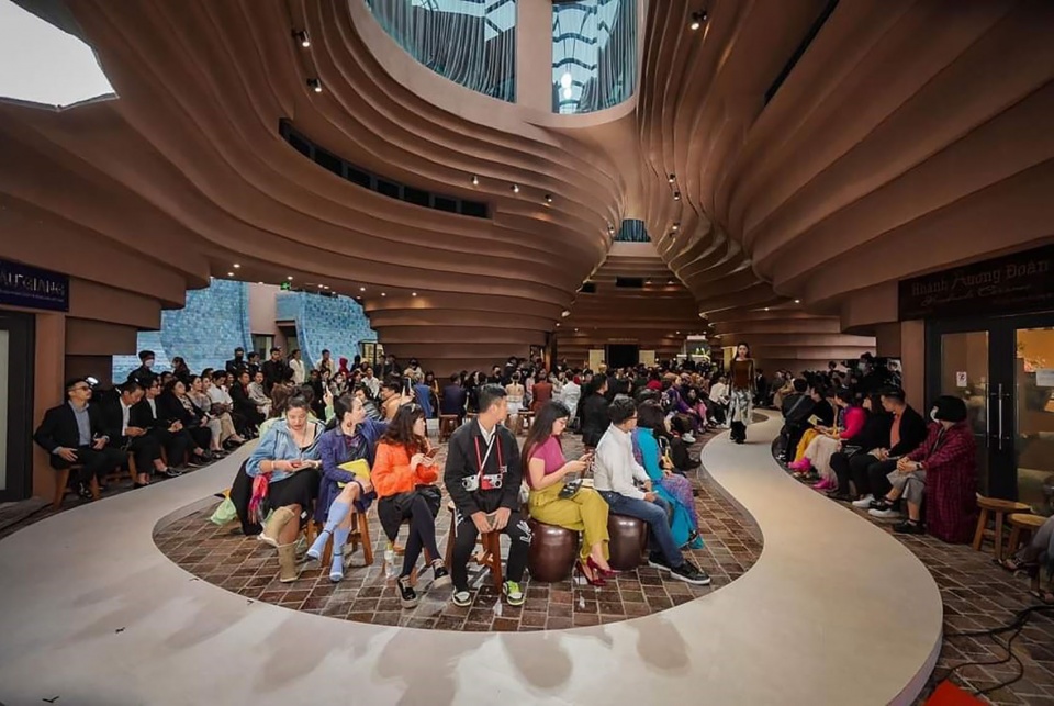 Bat Trang Ceramic Community House 1 1 2 Architects