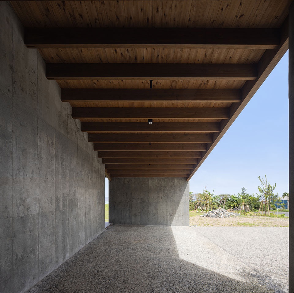 House in toguchi Sakai Architects 拷贝