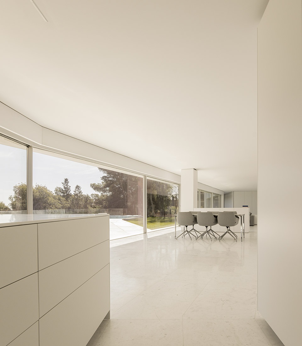 CASA SABATER by FRAN SILVESTRE ARQUITECTOS
