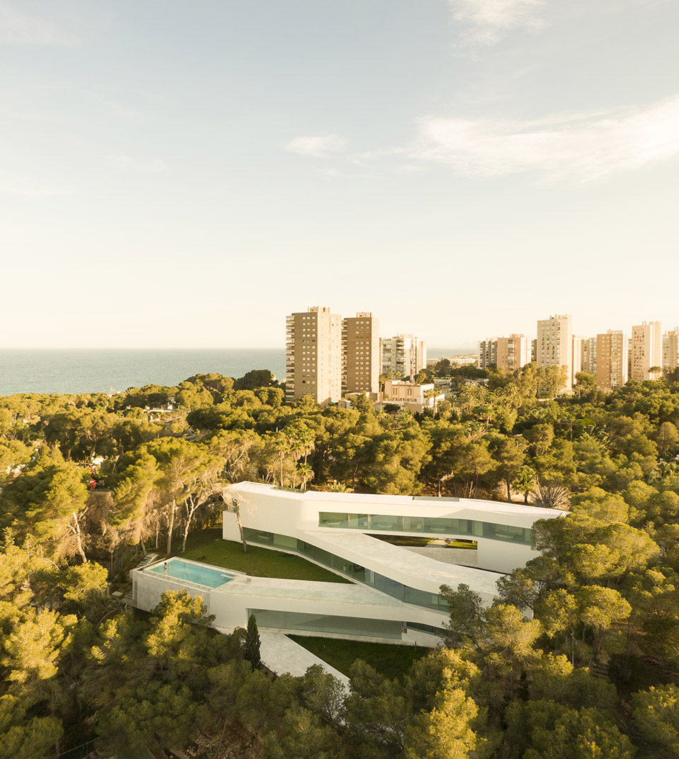 CASA SABATER by FRAN SILVESTRE ARQUITECTOS