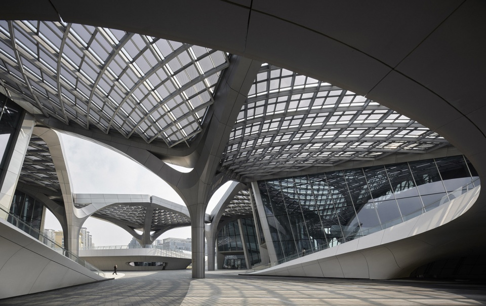 ZHA Zhuhai Jinwan Civic Art Centre ┬®Virgile Simon Bertrand
