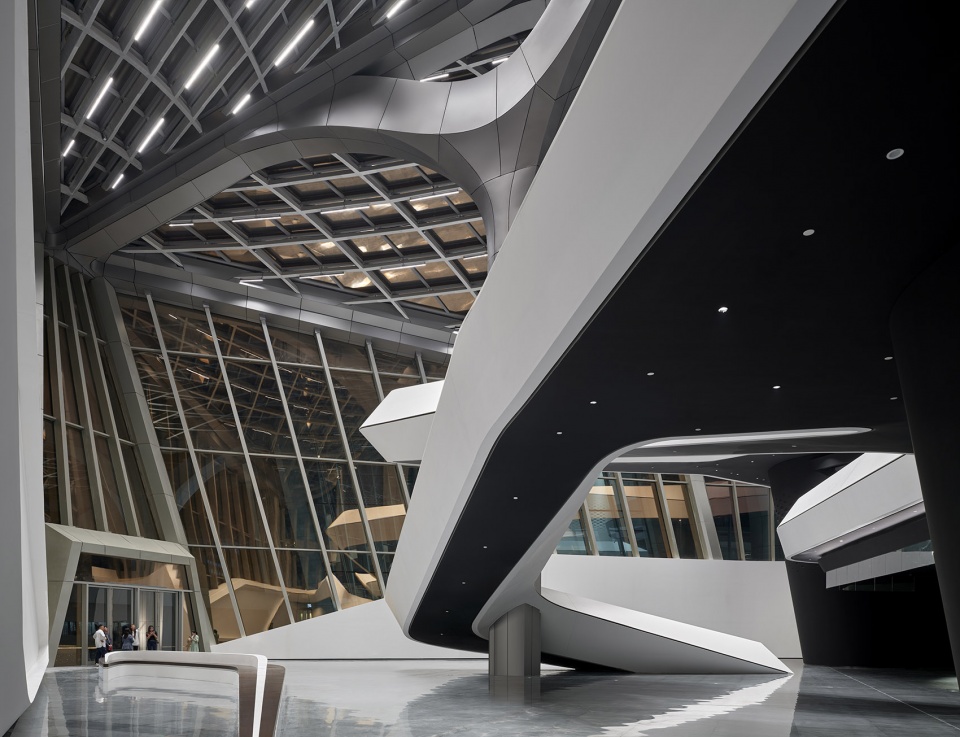 ZHA Zhuhai Jinwan Civic Art Centre ┬®Virgile Simon Bertrand