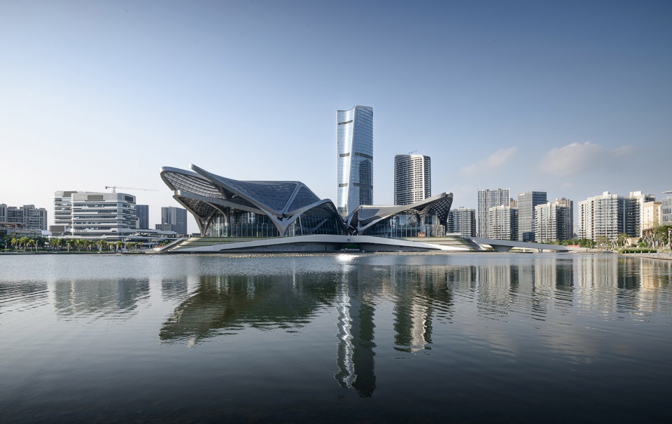 ZHA Zhuhai Jinwan Civic Art Centre ┬®CAT OPTOGRAM STUDIO