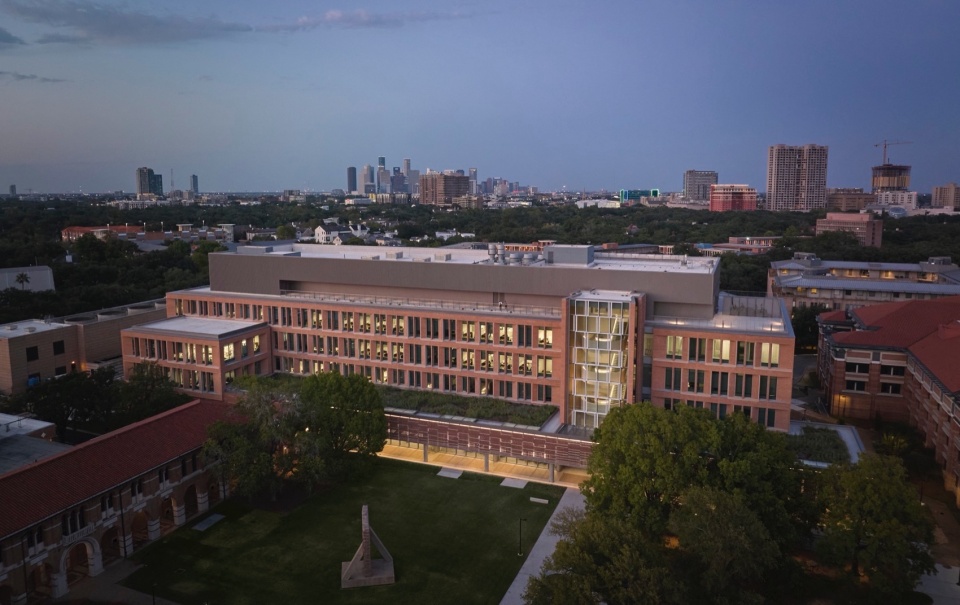 rice universitys new engineering and science building by som