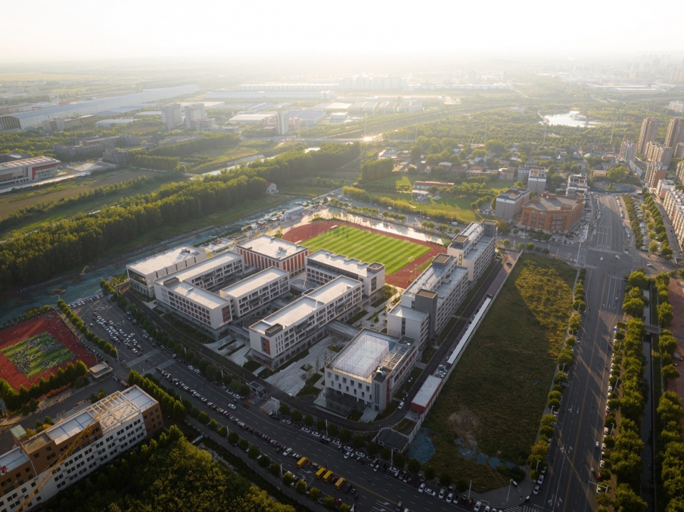 河南安阳振中学校 山东建筑大学建筑城规学院象外营造工作室