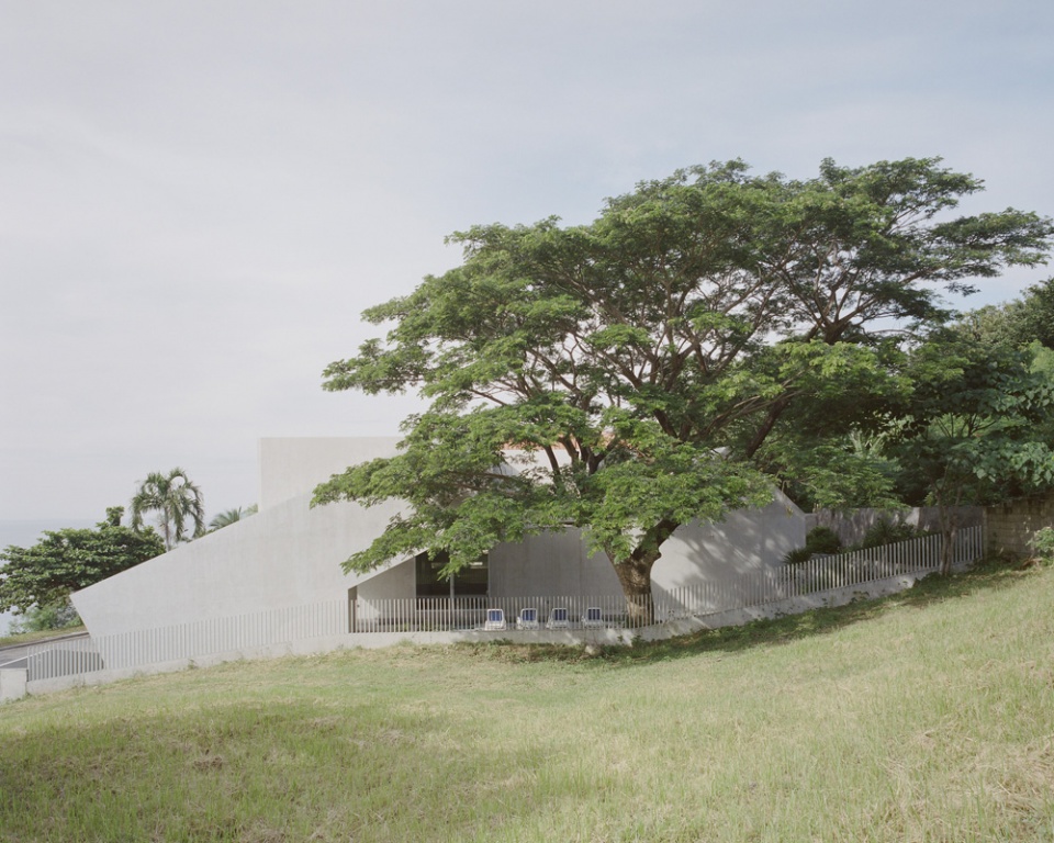 FR House CAZA