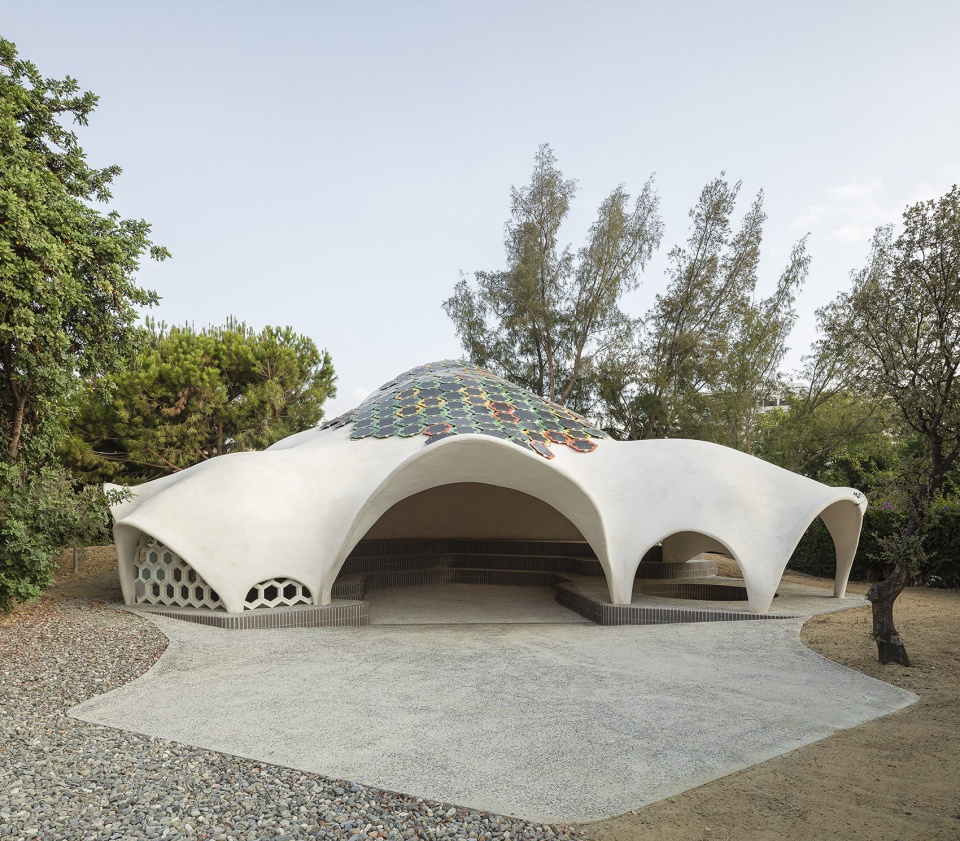 pavilion e4 efficient outdoor educational space by juan gavilanes velaz de medrano ferran ventura blanch