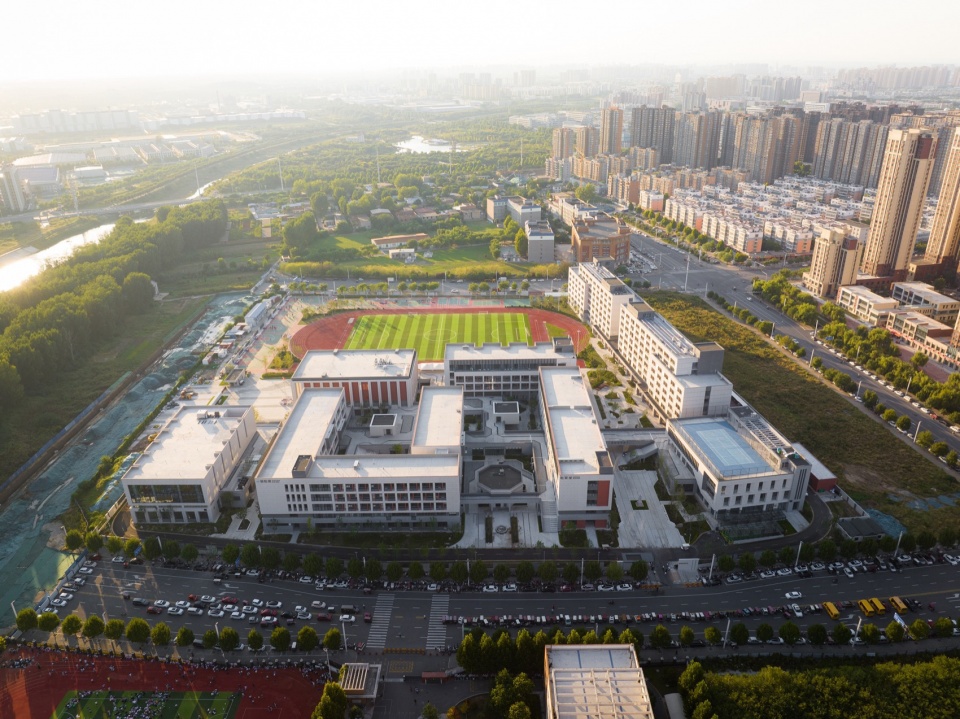 河南安阳振中学校 山东建筑大学建筑城规学院象外营造工作室