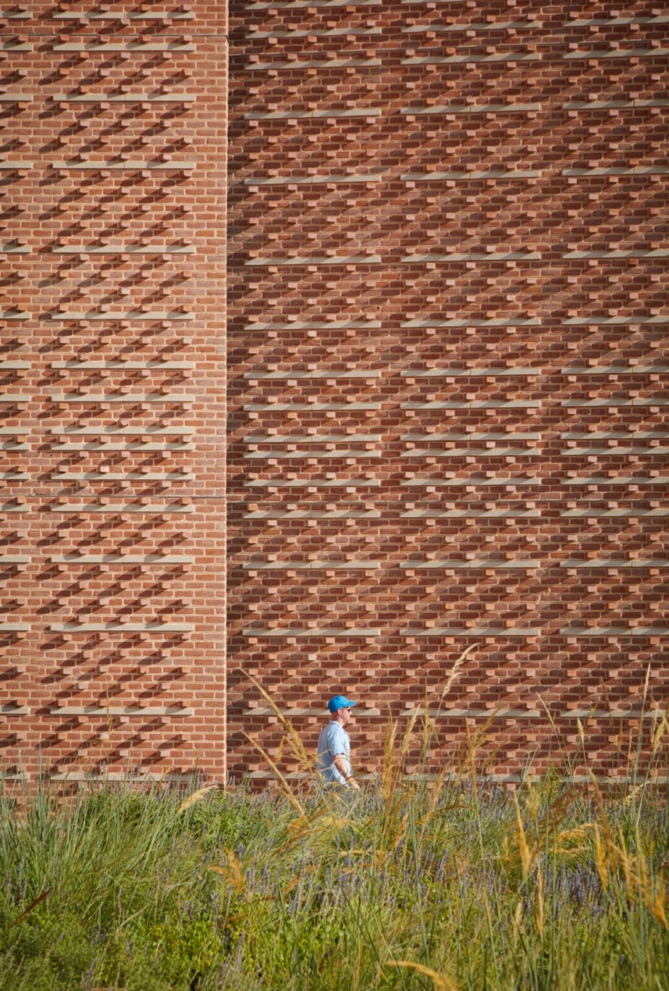 rice universitys new engineering and science building by som
