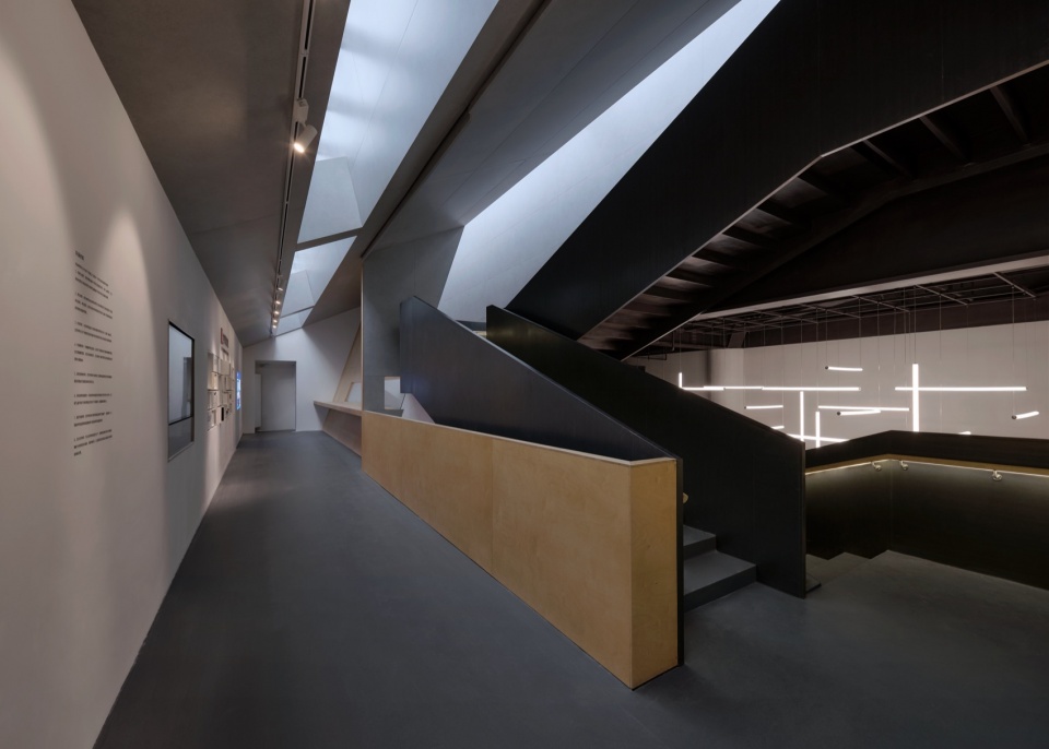 Zero Carbon Senior Activity Center by WE Architects