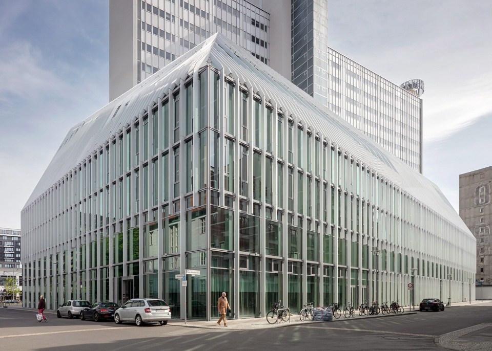 berlins alexanderplatz by gmp