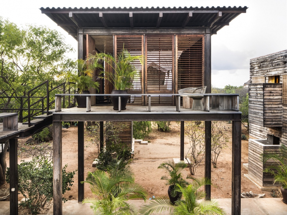 falcon house by pat architetti associati