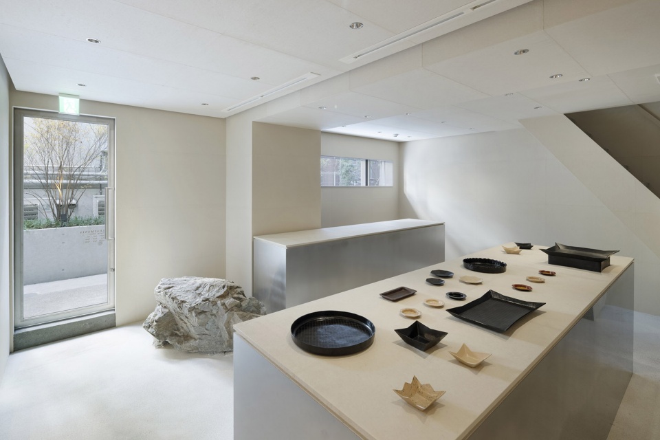 leafmania yoyogi uehara by koyori architects