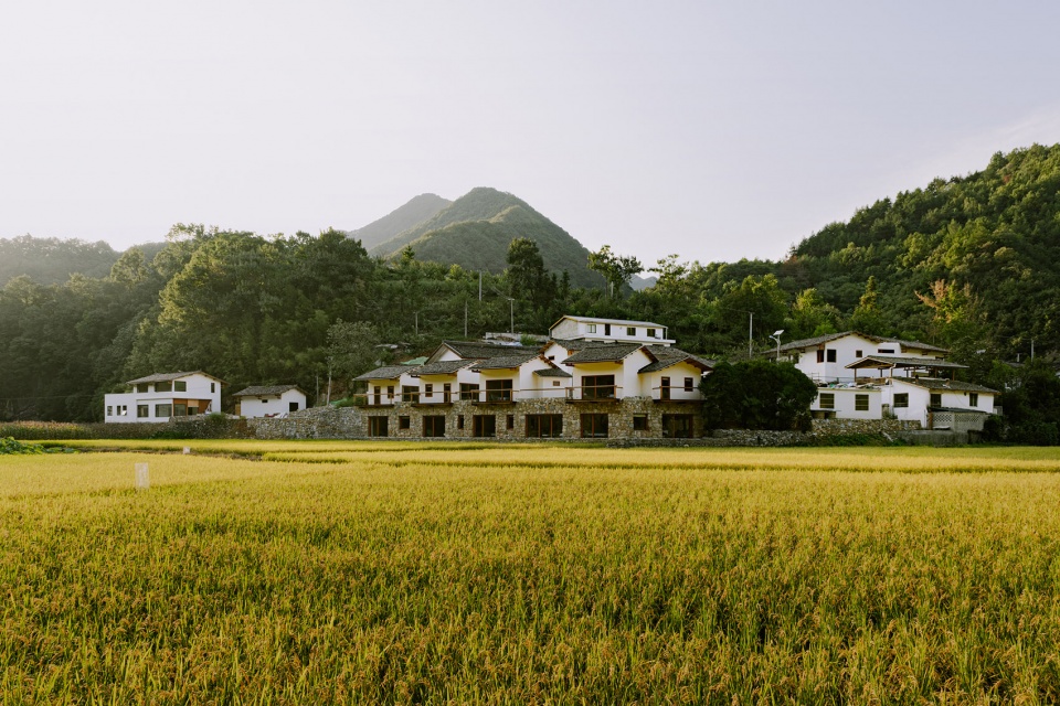 ningshan luzhai cottages by kooo architects