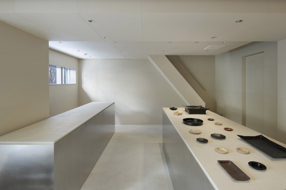 leafmania yoyogi uehara by koyori architects
