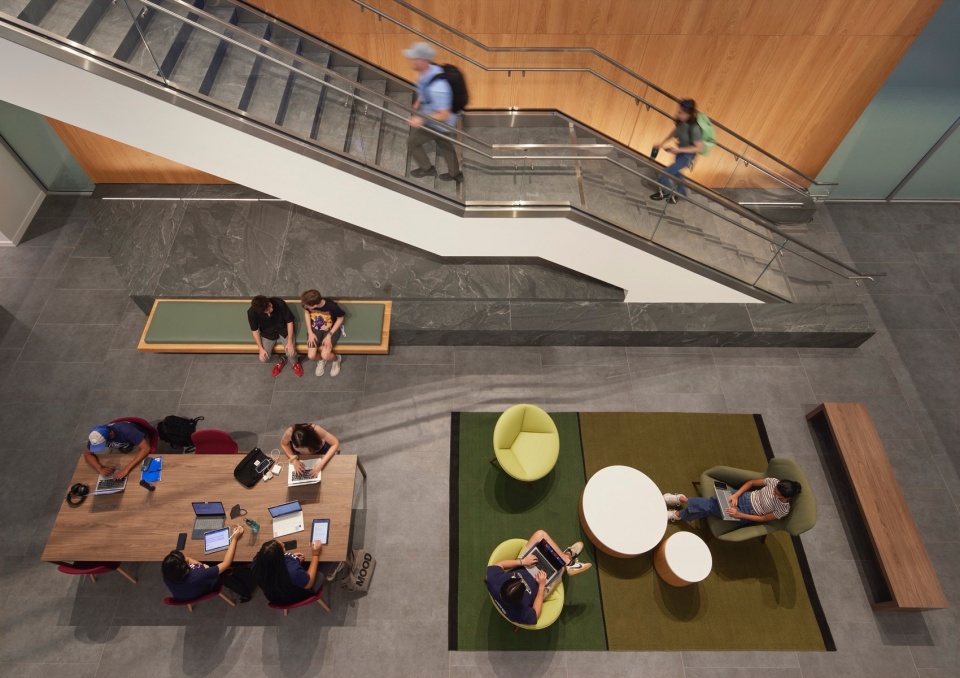 rice universitys new engineering and science building by som
