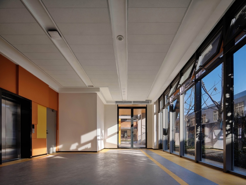 comprehensive building construction project of xian weiyang road primary school by china northwest architecture design and research insti...