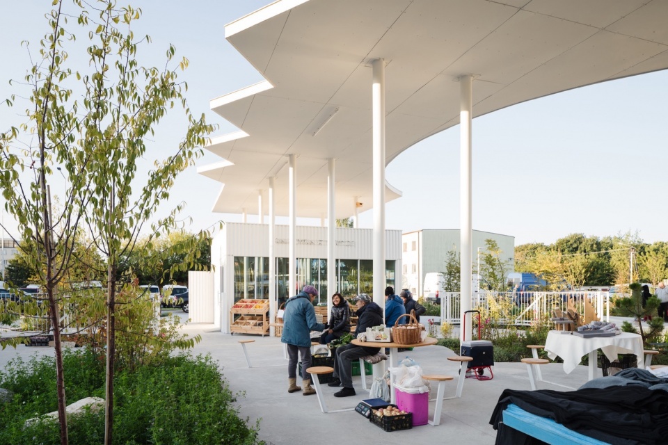 targ blonie market by aleksandra wasilkowska architectural studio