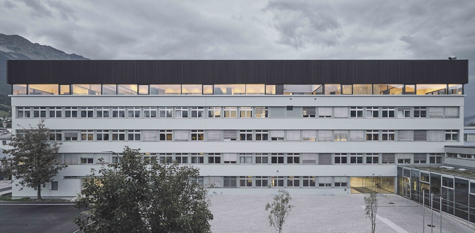 htl bau design school building by ao architekten