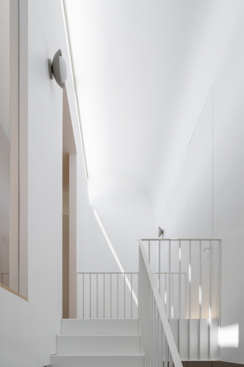 Boite a Lumiere naturehumaine architects