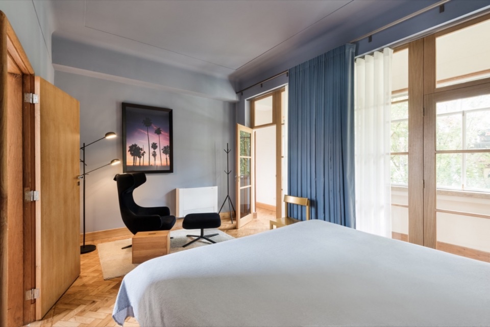 Casa Singer by Atelier Sergio Rebelo