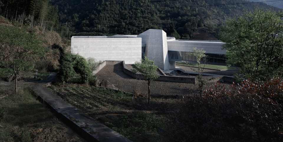 Reflection on the Design of Sanqingshan Geological Museum by UAD