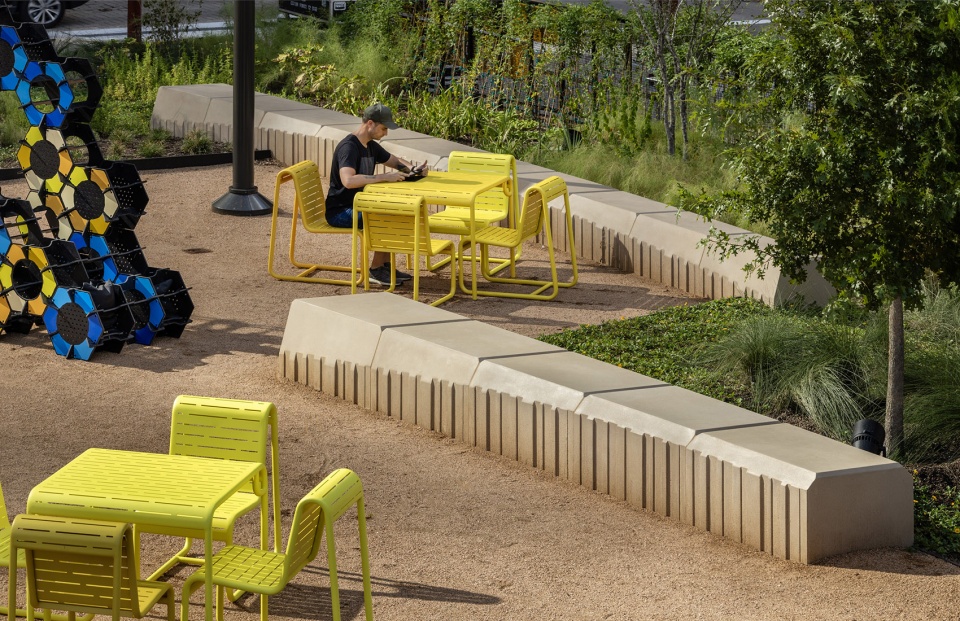 lynn wyatt square for the performing arts by rios