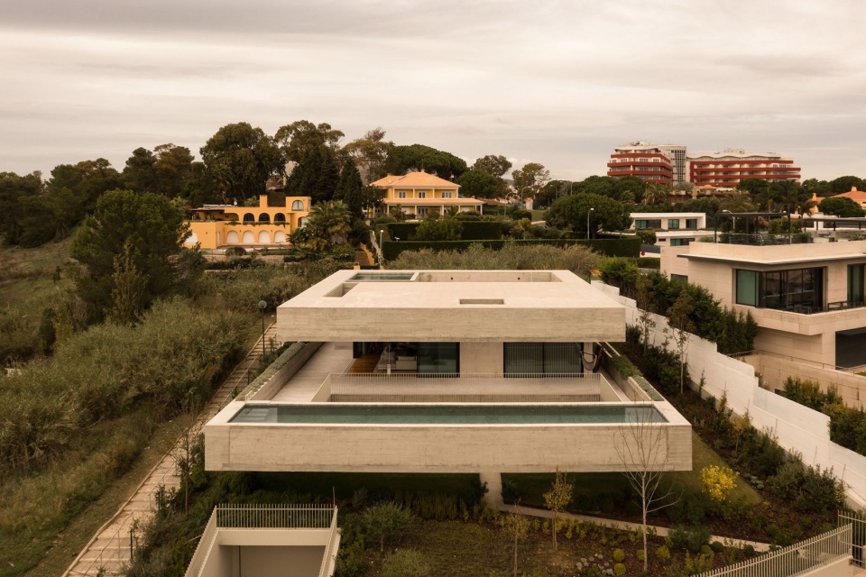 casa na rua sara beirao bysia arquitectura
