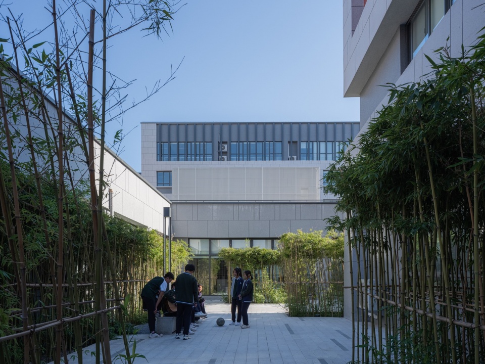 河南安阳振中学校 山东建筑大学建筑城规学院象外营造工作室