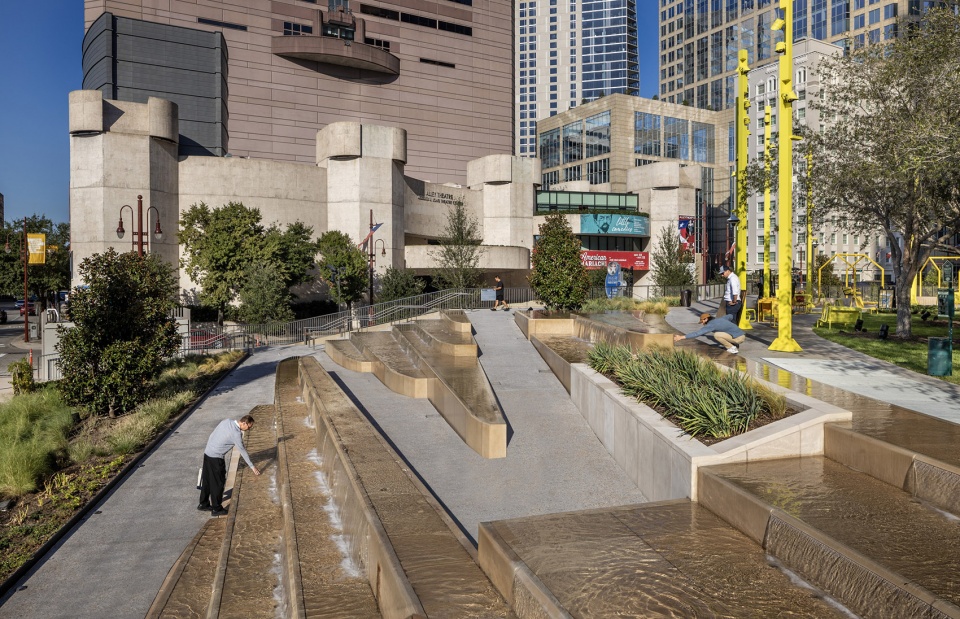 lynn wyatt square for the performing arts by rios