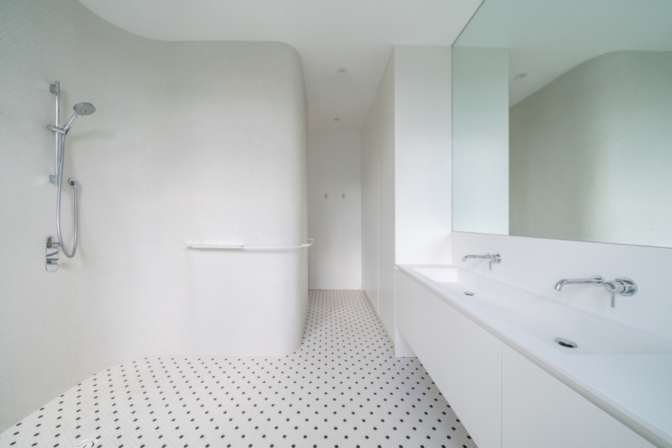 Boite a Lumiere naturehumaine architects